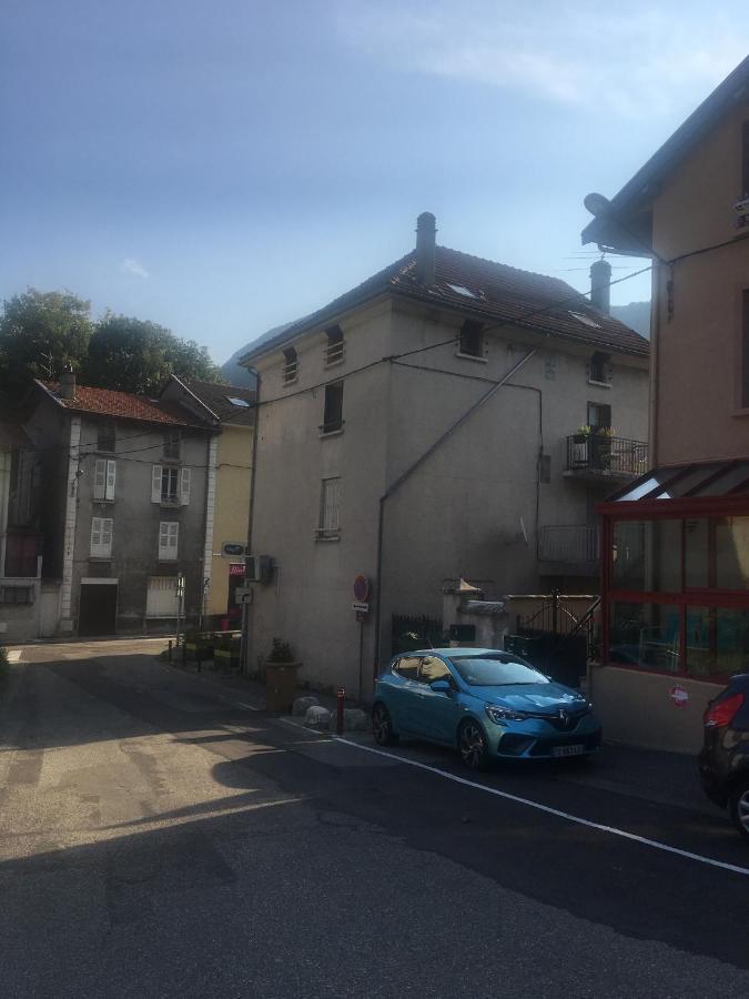 Apartment Grenoble - Route Napoleon *